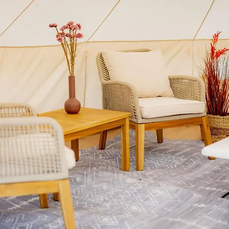 Privaatne Glamping, Saun Ja Koeoegiga Maja Mere Kaldal * Jogela
