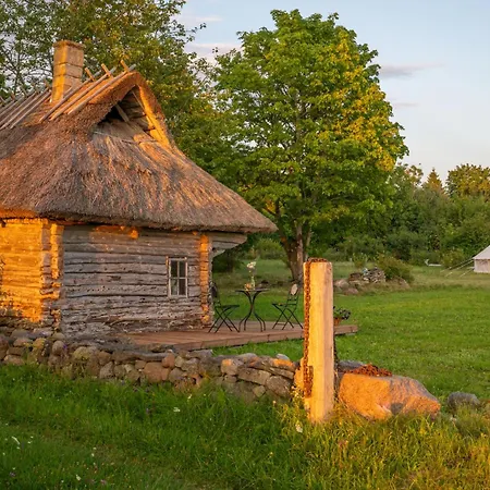 Privaatne Glamping, Saun Ja Koeoegiga Maja Mere Kaldal Σπίτι διακοπών Jogela
