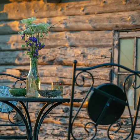 Σπίτι διακοπών Privaatne Glamping, Saun Ja Koeoegiga Maja Mere Kaldal *